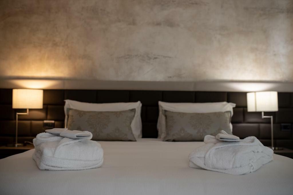 G&G Firenze Suites B&B ภายนอก รูปภาพ