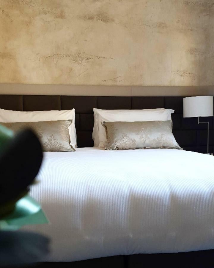 G&G Firenze Suites B&B ภายนอก รูปภาพ