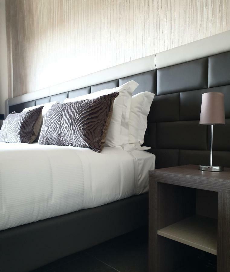G&G Firenze Suites B&B ภายนอก รูปภาพ